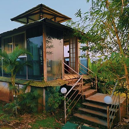 Forrest Homestay Villa Bhor Eksteriør bilde