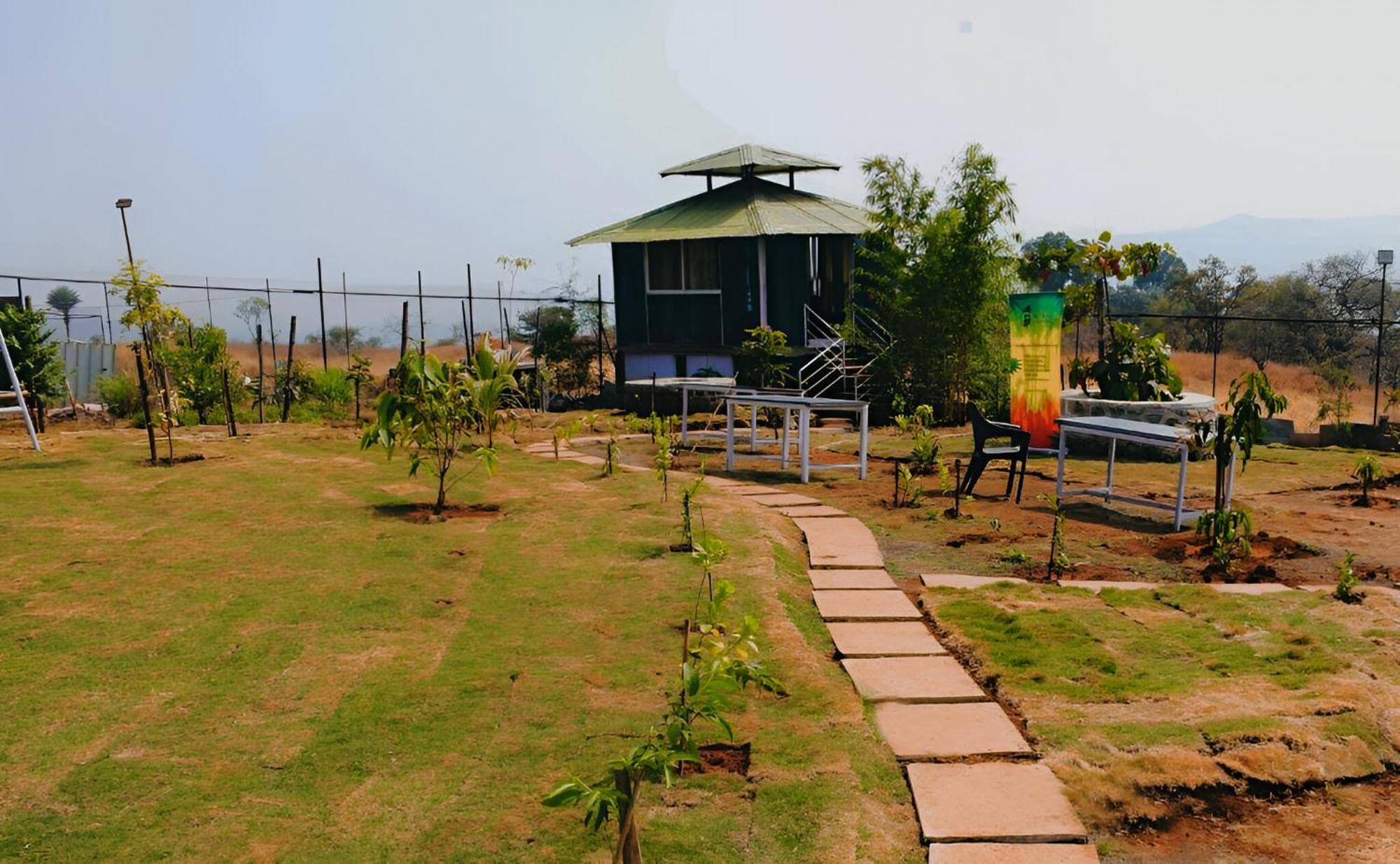 Forrest Homestay Villa Bhor Eksteriør bilde
