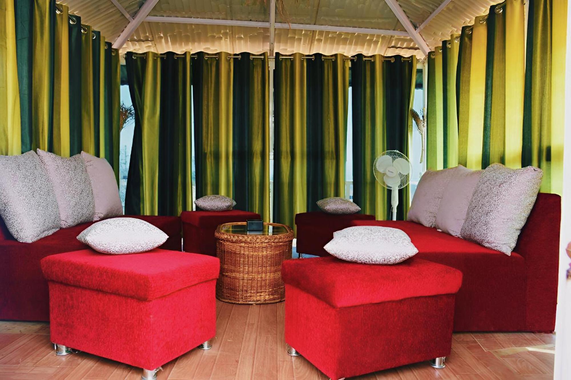 Forrest Homestay Villa Bhor Eksteriør bilde