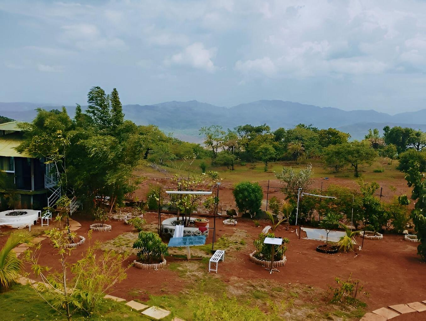 Forrest Homestay Villa Bhor Eksteriør bilde