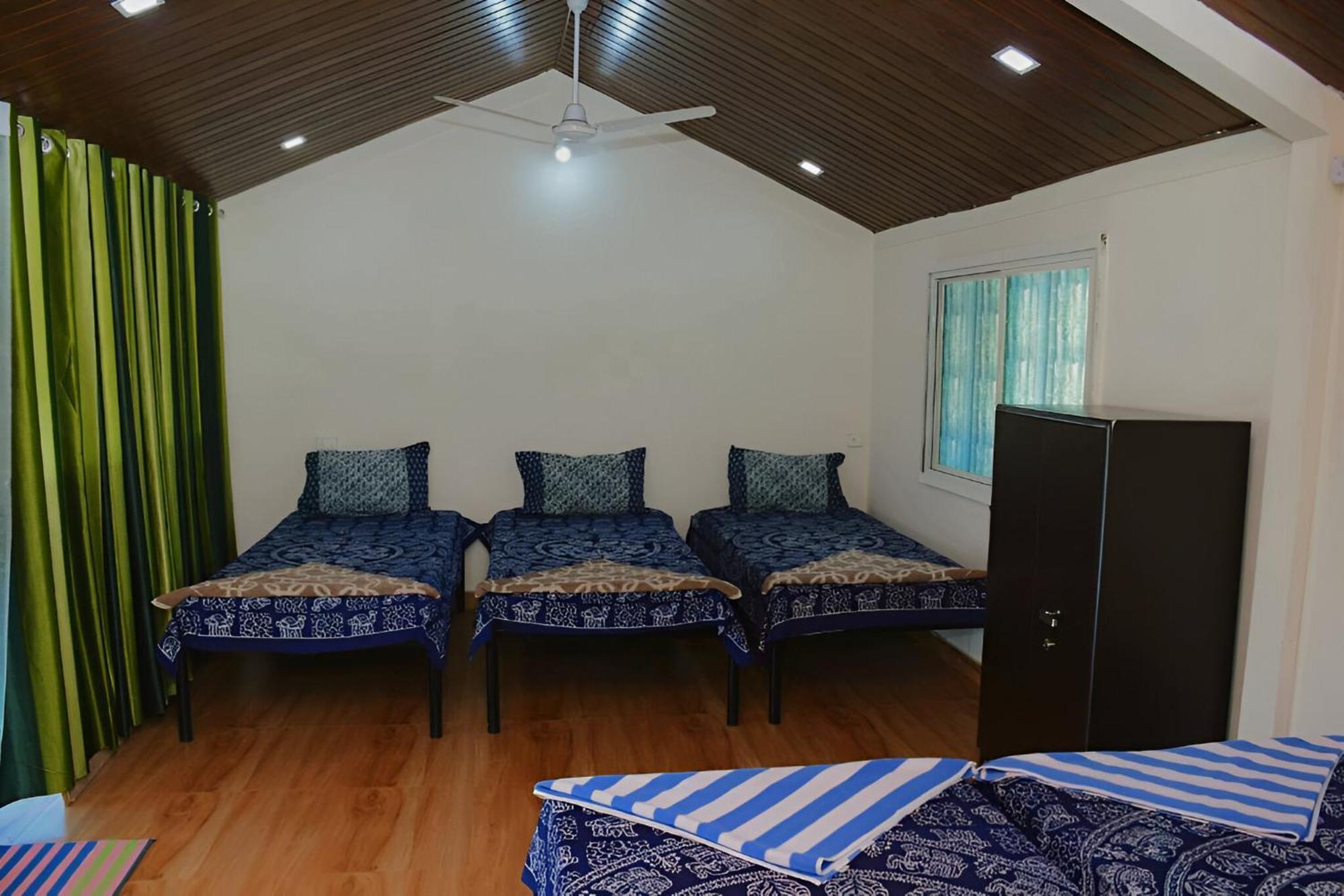 Forrest Homestay Villa Bhor Eksteriør bilde