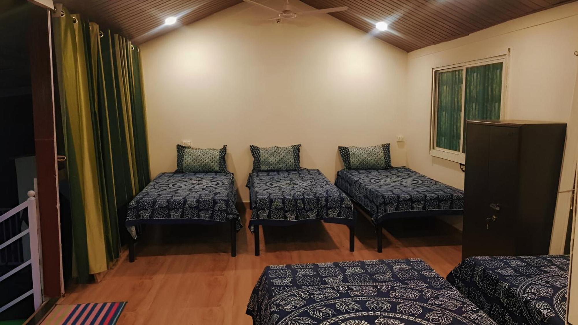 Forrest Homestay Villa Bhor Eksteriør bilde