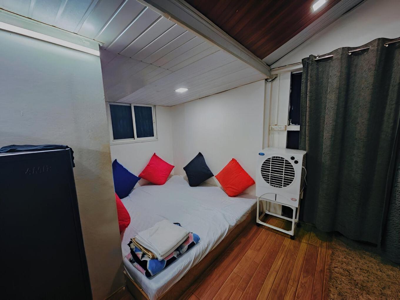 Forrest Homestay Villa Bhor Eksteriør bilde